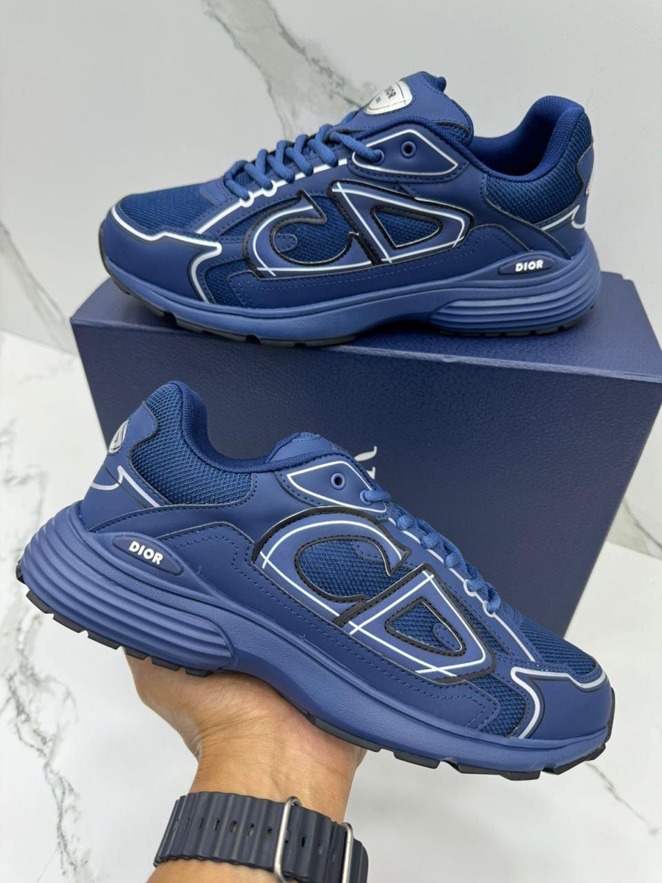 𝐂𝐡𝐫𝐢𝐬𝐭𝐢𝐚𝐧 𝐃𝐢𝐨𝐫