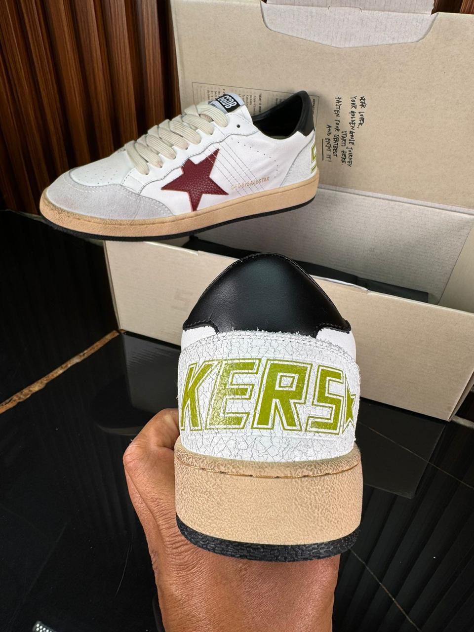 𝐆𝐨𝐥𝐝𝐞𝐧 𝐆𝐨𝐨𝐬𝐞